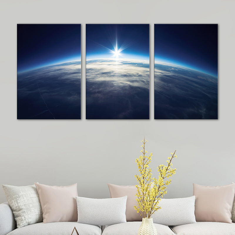 Astronomy Phenomena Wall Decor Modern Multi-Piece Bedroom Canvas Print, Multiple Size Options Clearhalo 'Art Gallery' 'Canvas Art' 'Contemporary Art Gallery' 'Modern' Arts' 1765973