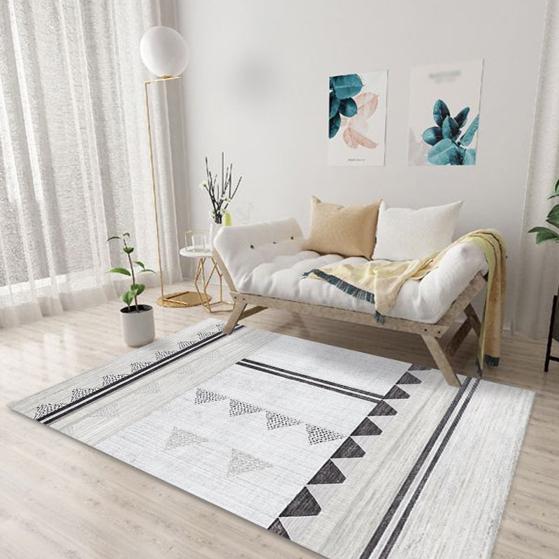 Unique Tribal Pattern Rug Light Grey Bohemian Rug Polyester Pet Friendly Non-Slip Backing Washable Area Rug for Living Room Clearhalo 'Area Rug' 'Bohemian' 'Rugs' Rug' 1767428
