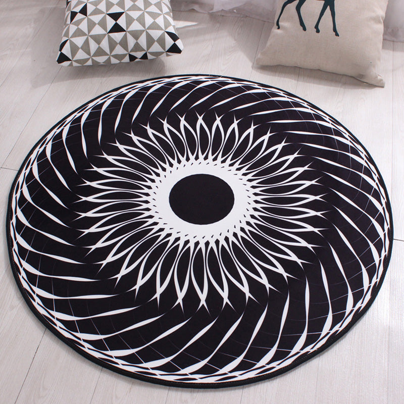 Black and White Moroccan Rug Polyester Flower Pattern Rug Pet Friendly Washable Anti-Slip Backing Carpet for Decoration Black Clearhalo 'Area Rug' 'Moroccan' 'Rugs' Rug' 1767543
