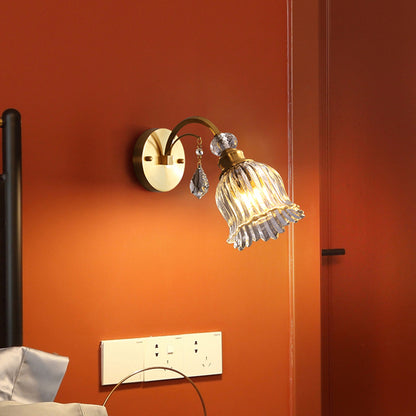 Flower Wall Mount Lighting Simplicity Beveled Crystal 1 Bulb Living Room Wall Light Sconce in Gold Gold Clearhalo 'Modern wall lights' 'Modern' 'Wall Lamps & Sconces' 'Wall Lights' Lighting' 1771677