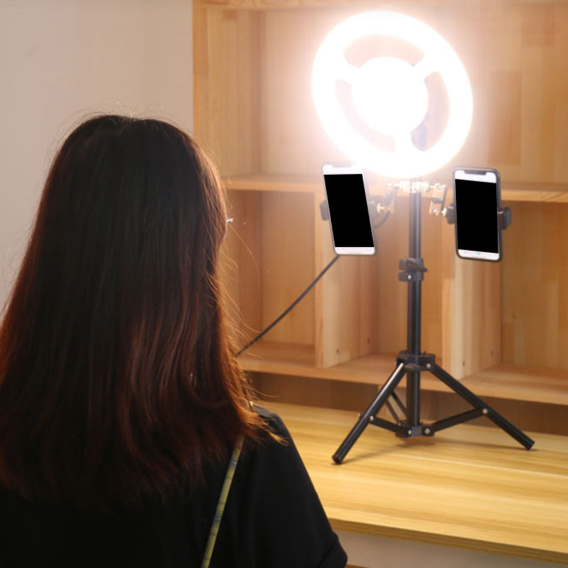 Simplicity Ring Make-Up Light Metal Phone Holder USB LED Fill-in Flash Lamp in Black Clearhalo 'Cast Iron' 'Glass' 'Industrial' 'Modern wall lights' 'Modern' 'Tiffany' 'Traditional wall lights' 'Vanity Lights' 'Wall Lights' Lighting' 1781191