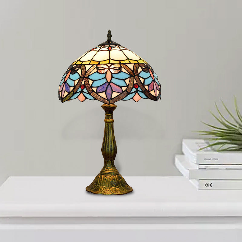 Tiffany Victorian 8"/12"/16" Wide Desk Light 1 Light Stained Glass Desk Lamp in Antique Brass for Living Room Clearhalo 'Lamps' 'Table Lamps' Lighting' 178658