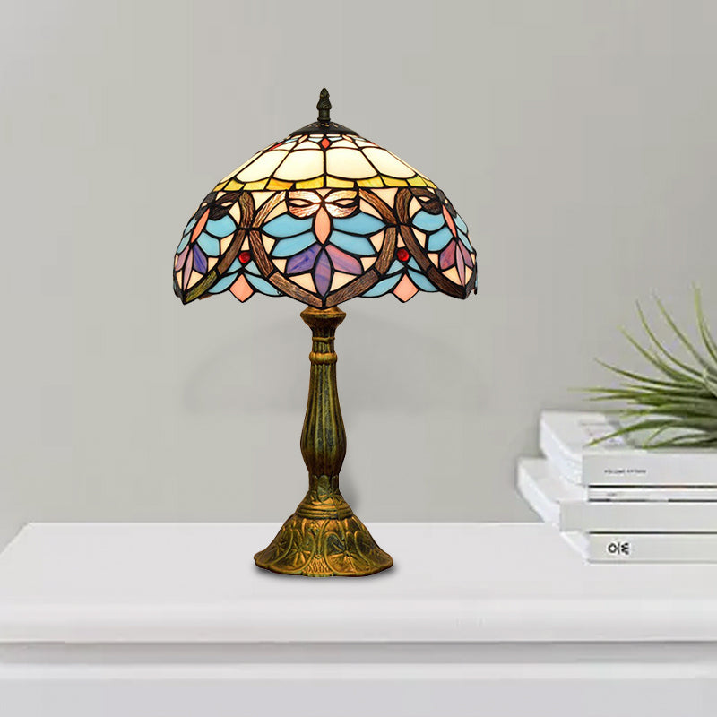 Tiffany Victorian 8"/12"/16" Wide Desk Light 1 Light Stained Glass Desk Lamp in Antique Brass for Living Room Clearhalo 'Lamps' 'Table Lamps' Lighting' 178658
