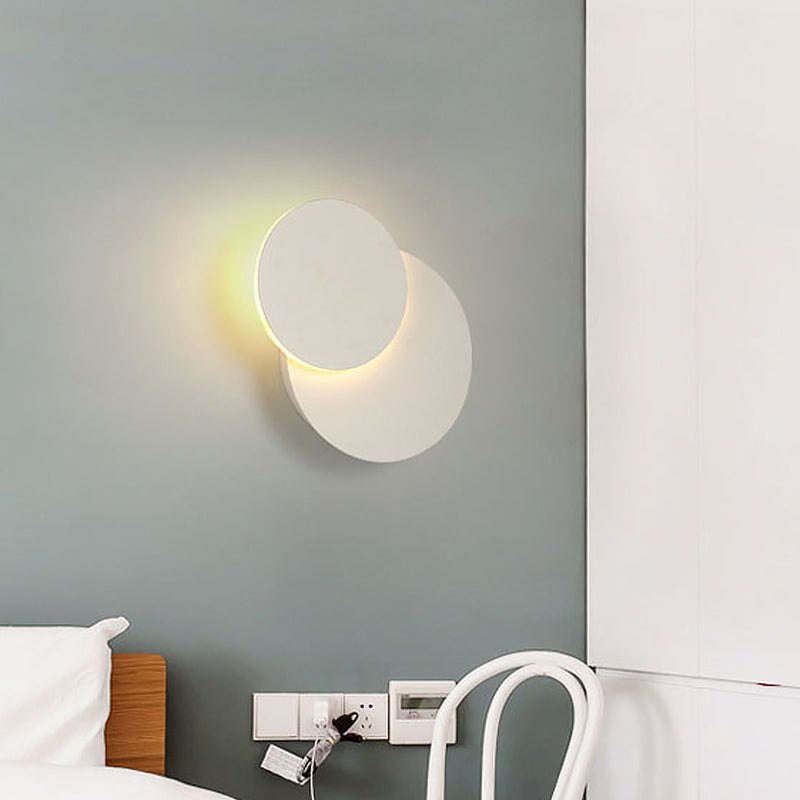 Turn-able Disk Flush Mount Wall Light Nordic Metal Black/White LED Sconce Lamp in Warm/White Light Clearhalo 'Cast Iron' 'Glass' 'Industrial' 'Modern wall lights' 'Modern' 'Tiffany' 'Traditional wall lights' 'Wall Lamps & Sconces' 'Wall Lights' Lighting' 1788425