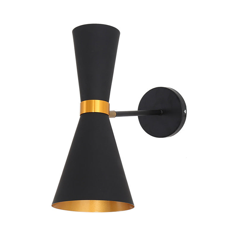 Black/White Cocktail Shaker Sconce Lamp Modern 1 Light Metal Wall Mounted Lighting with Rotatable Joint Clearhalo 'Cast Iron' 'Glass' 'Industrial' 'Modern wall lights' 'Modern' 'Tiffany' 'Traditional wall lights' 'Wall Lamps & Sconces' 'Wall Lights' Lighting' 1789397