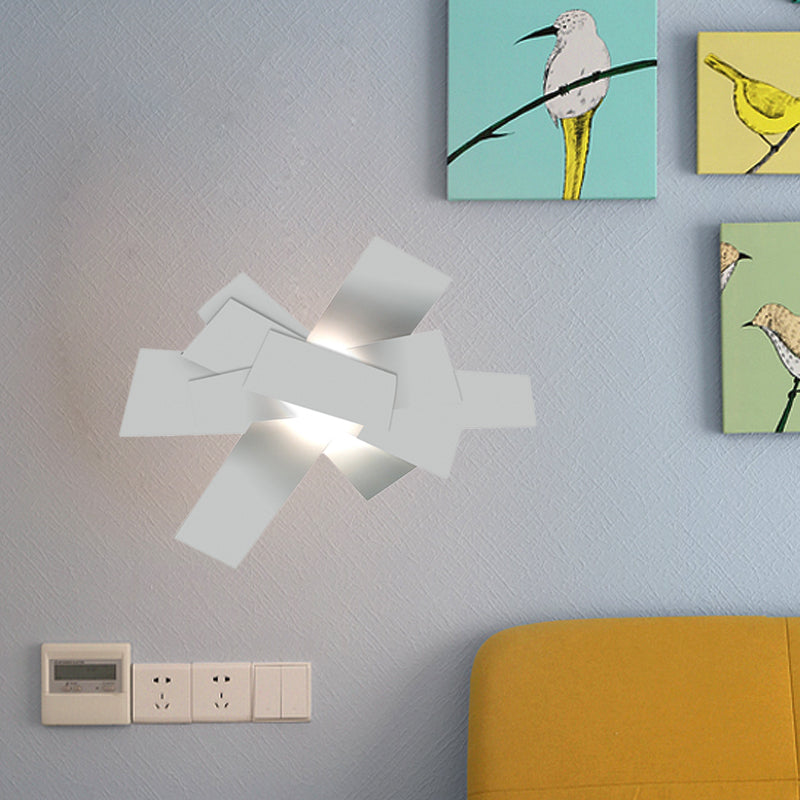 Metallic Stacked Surface Wall Sconce Nordic Novelty 1 Bulb White Wall Light Fixture Clearhalo 'Cast Iron' 'Glass' 'Industrial' 'Modern wall lights' 'Modern' 'Tiffany' 'Traditional wall lights' 'Wall Lamps & Sconces' 'Wall Lights' Lighting' 1789474