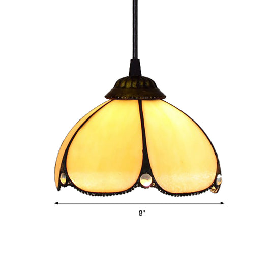 Amber Glass Scalloped Hanging Lamp Tiffany 1 Bulb Beige Ceiling Pendant for Entry Clearhalo 'Ceiling Lights' 'Industrial' 'Middle Century Pendants' 'Pendant Lights' 'Pendants' 'Tiffany close to ceiling' 'Tiffany Pendants' 'Tiffany' Lighting' 179240