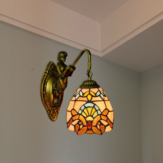 Antique Brass 1 Head Wall Mounted Light Tiffany Multicolor Stained Glass Dome Sconce Light Clearhalo 'Industrial' 'Middle century wall lights' 'Tiffany wall lights' 'Tiffany' 'Wall Lamps & Sconces' 'Wall Lights' Lighting' 179459