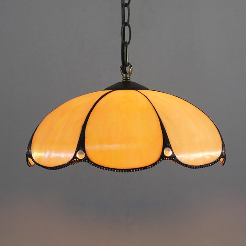 Yellow 1 Head Drop Pendant Tiffany Hand Cut Glass Scalloped Suspension Light with Adjustable Chain for Bedroom Clearhalo 'Ceiling Lights' 'Chandeliers' 'Industrial' 'Middle Century Pendants' 'Pendant Lights' 'Pendants' 'Tiffany close to ceiling' 'Tiffany Pendants' 'Tiffany' Lighting' 179464