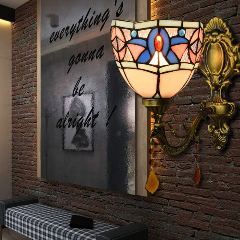 Stained Glass Bowl Wall Sconce Bedroom 1 Bulb Tiffany Classic Wall Lamp in White with Agate White Clearhalo 'Industrial' 'Middle century wall lights' 'Tiffany wall lights' 'Tiffany' 'Wall Lamps & Sconces' 'Wall Lights' Lighting' 179943