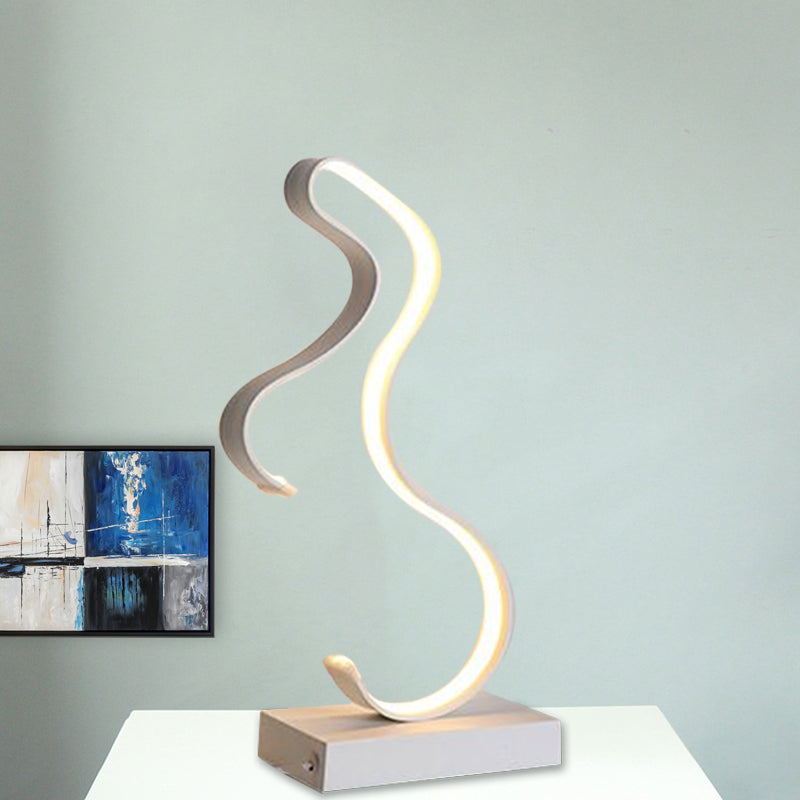 Simplicity Horse Profile Desk Lighting Metal LED Bedroom Nightstand Light with Oblong Pedestal in Black/White/Gold Clearhalo 'Lamps' 'Table Lamps' Lighting' 1804598