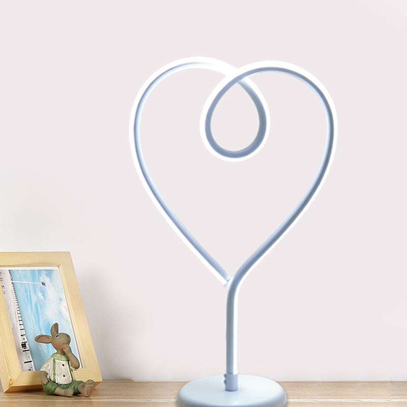 Loving Heart Night Lighting Simple Metal White/Gold LED Desk Lamp with Round Pedestal in Warm/White Light for Bedroom Clearhalo 'Lamps' 'Table Lamps' Lighting' 1804882