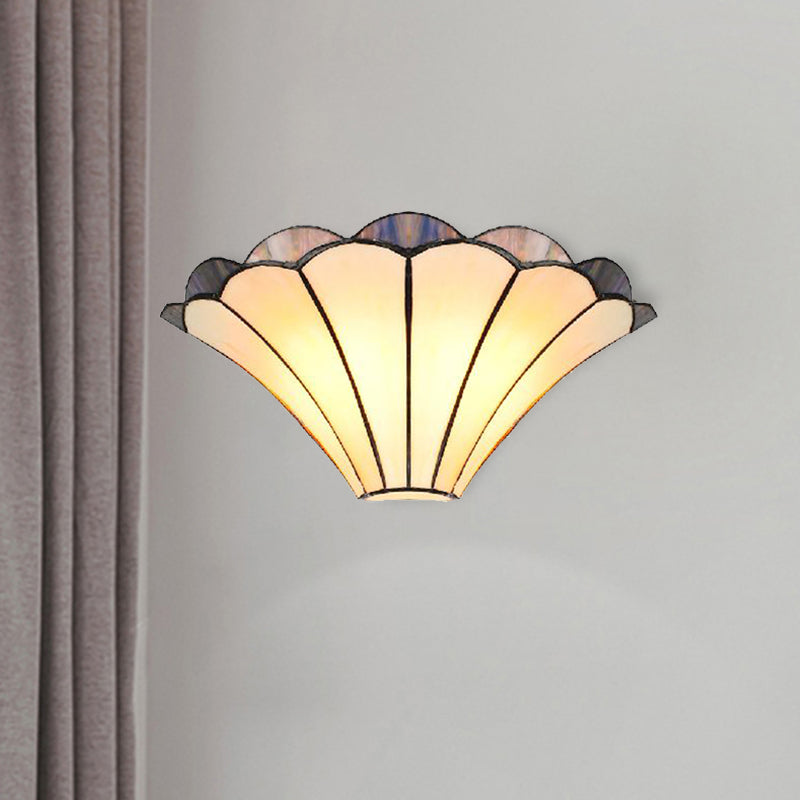Scalloped Wall Lamp Traditional 2 Lights Stained Glass Wall Sconce Light with Flared Shade Clearhalo 'Industrial' 'Middle century wall lights' 'Tiffany wall lights' 'Tiffany' 'Wall Lamps & Sconces' 'Wall Lights' Lighting' 180841