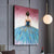 Dressing Maiden Back Szene Leinwand strukturierter Glam -Stil für Mädchen Schlafzimmer Wandkunstdekoration