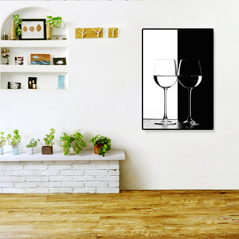 Wine Glasses Wall Art Modern Aesthetics Still Life Canvas Print in Dark Color for Kitchen Clearhalo 'Art Gallery' 'Canvas Art' 'Contemporary Art Gallery' 'Modern' Arts' 1809852