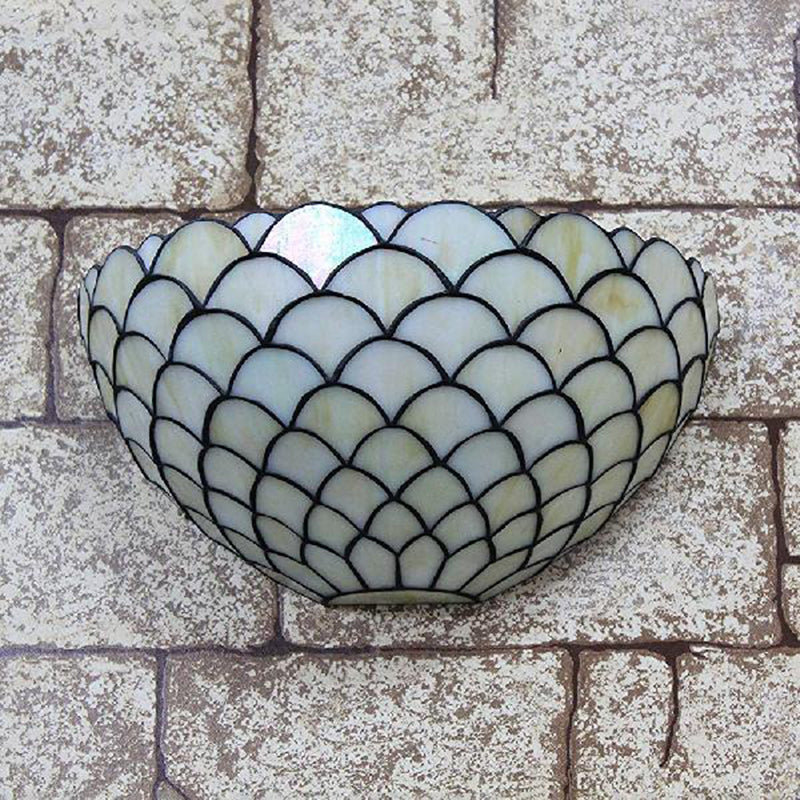 Beige Fish Scale Sconce Light Traditional Stained Glass 1 Light Wall Mount Light for Bedroom Beige Clearhalo 'Industrial' 'Middle century wall lights' 'Tiffany wall lights' 'Tiffany' 'Wall Lamps & Sconces' 'Wall Lights' Lighting' 181016