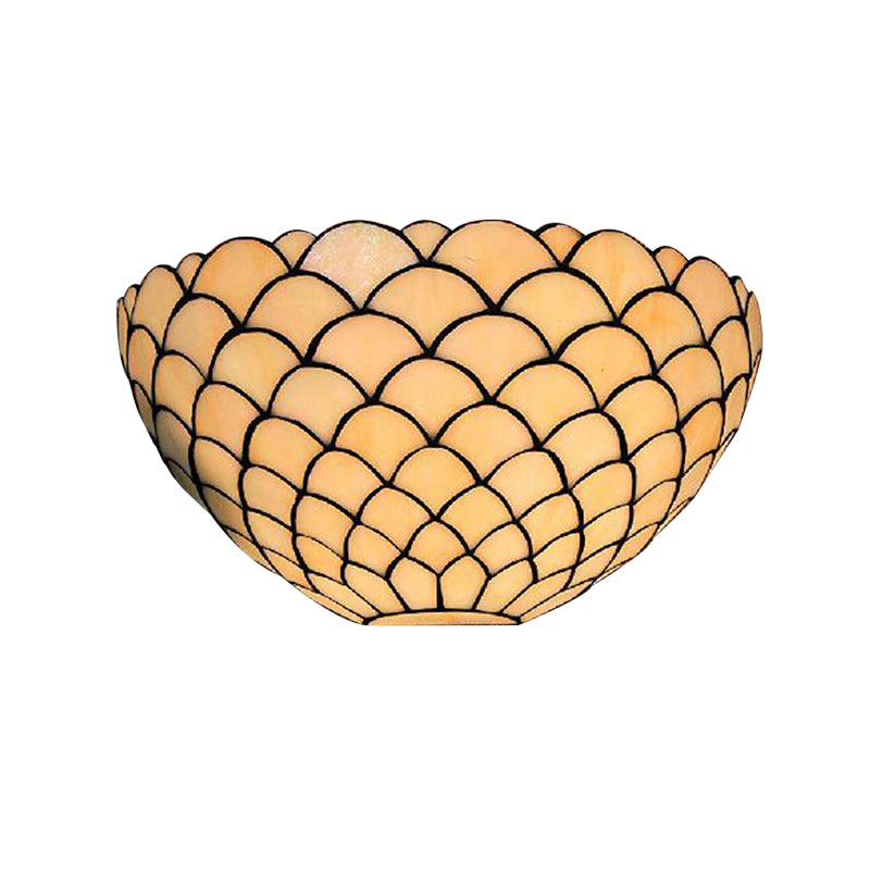 Beige Fish Scale Sconce Light Traditional Stained Glass 1 Light Wall Mount Light for Bedroom Clearhalo 'Industrial' 'Middle century wall lights' 'Tiffany wall lights' 'Tiffany' 'Wall Lamps & Sconces' 'Wall Lights' Lighting' 181018