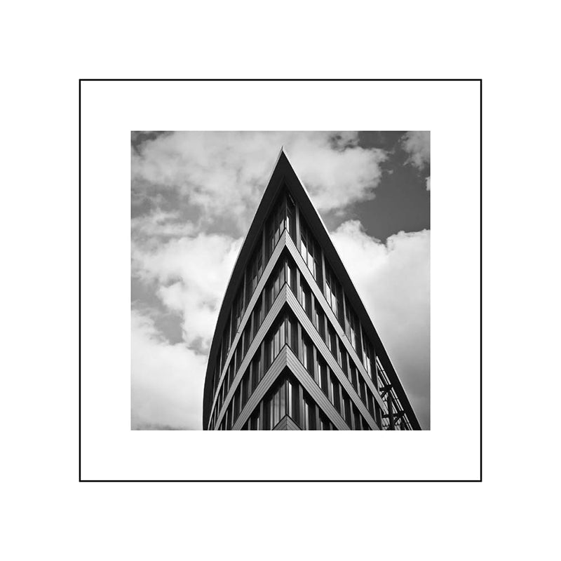 Photograph Architecture Wall Art Print in Dark Color Canvas Wall Decor, Textured Clearhalo 'Art Gallery' 'Canvas Art' 'Contemporary Art Gallery' 'Modern' Arts' 1810215