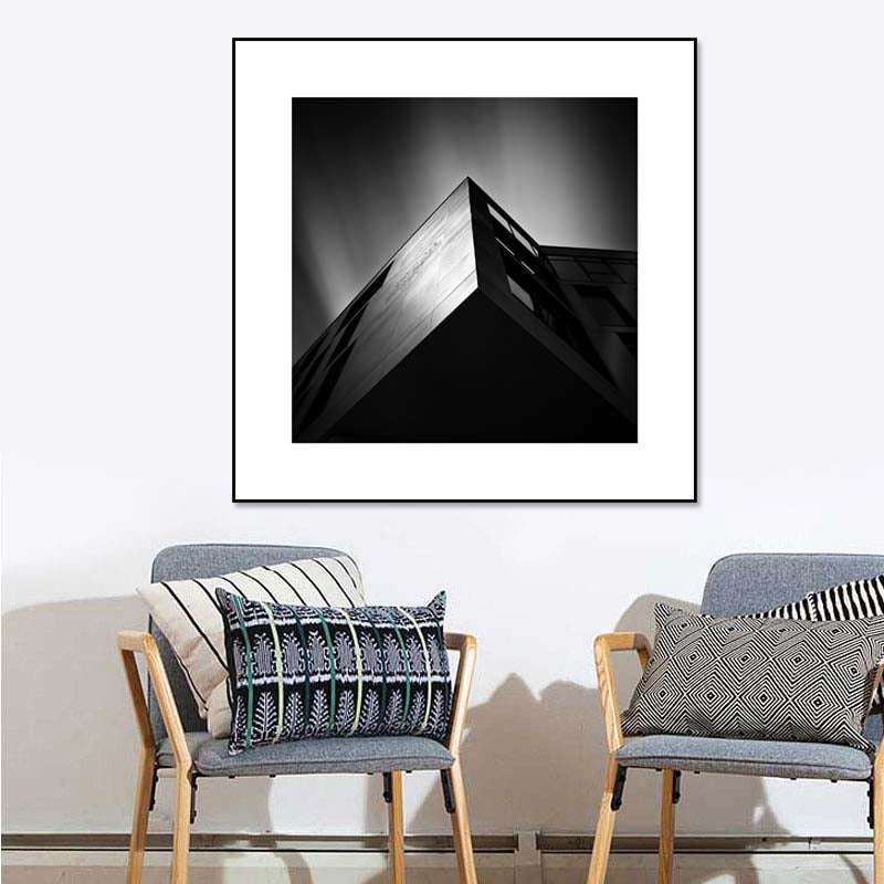 Photograph Architecture Wall Art Print in Dark Color Canvas Wall Decor, Textured Black Clearhalo 'Art Gallery' 'Canvas Art' 'Contemporary Art Gallery' 'Modern' Arts' 1810219