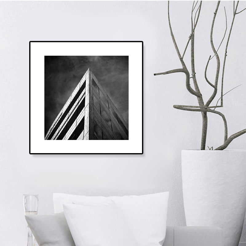 Photograph Architecture Wall Art Print in Dark Color Canvas Wall Decor, Textured White-Gray Clearhalo 'Art Gallery' 'Canvas Art' 'Contemporary Art Gallery' 'Modern' Arts' 1810227