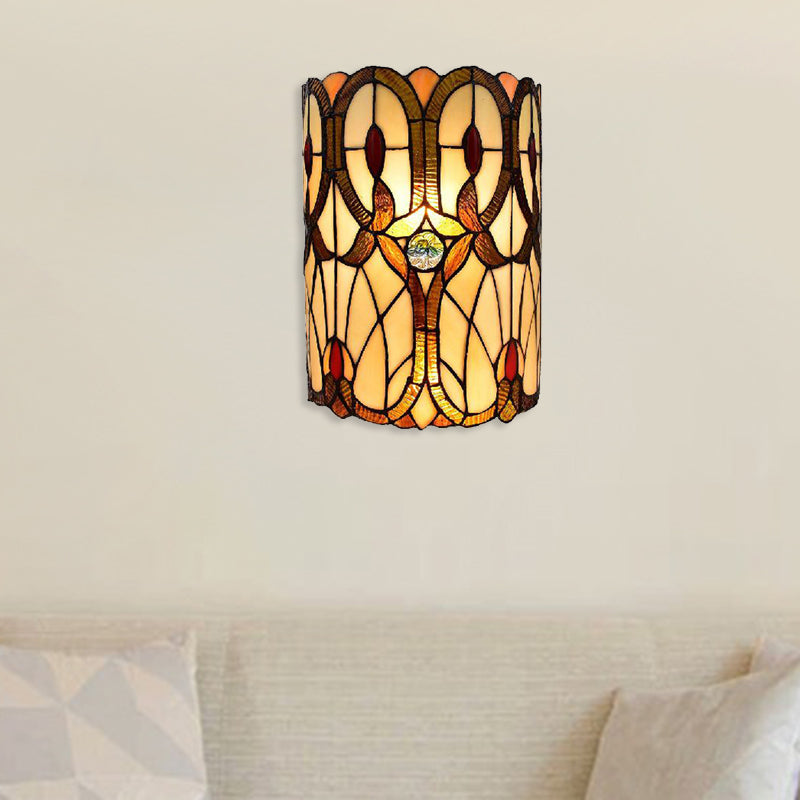 Victorian Style Wall Sconce 1 Light Stained Glass Wall Mount Light in Brown for Bedroom Clearhalo 'Industrial' 'Middle century wall lights' 'Tiffany wall lights' 'Tiffany' 'Wall Lamps & Sconces' 'Wall Lights' Lighting' 181403