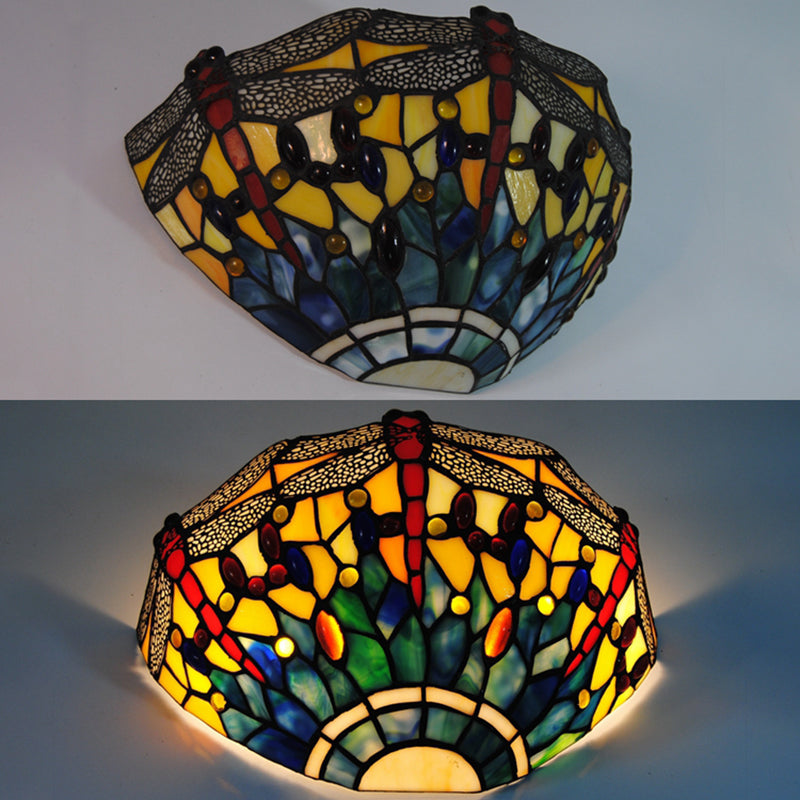 Dragonfly Sconce Lighting Rustic Lodge Stained Glass 1 Light Wall Mount Lighting in Yellow and Green Clearhalo 'Industrial' 'Middle century wall lights' 'Tiffany wall lights' 'Tiffany' 'Wall Lamps & Sconces' 'Wall Lights' Lighting' 181417