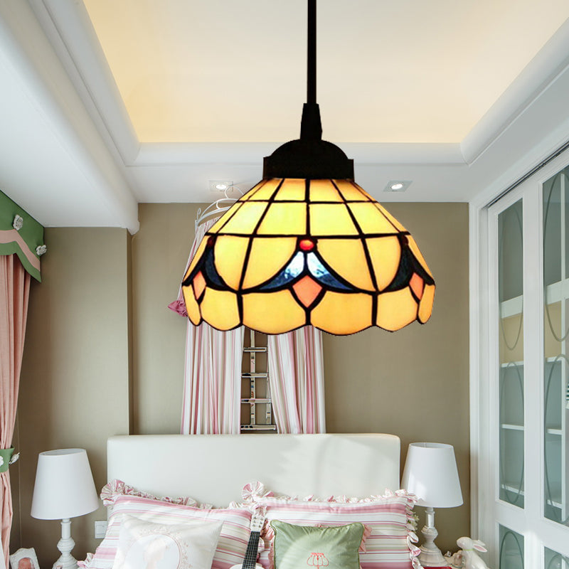 Flower Hanging Light Fixture Tiffany Cut Glass 1 Light Beige Suspension Pendant for Bedroom Beige Clearhalo 'Ceiling Lights' 'Industrial' 'Middle Century Pendants' 'Pendant Lights' 'Pendants' 'Tiffany close to ceiling' 'Tiffany Pendants' 'Tiffany' Lighting' 182871