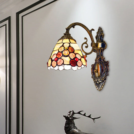 Bowl-Shaped Wall Mount Fixture Stained Glass 1 Light Wall Lighting with Flower Pattern in Antique Brass Antique Brass 6" Clearhalo 'Industrial' 'Middle century wall lights' 'Tiffany wall lights' 'Tiffany' 'Wall Lamps & Sconces' 'Wall Lights' Lighting' 183210