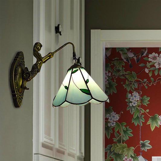 Green Glass Lily Wall Mount Light Tiffany 1 Head Antique Brass Sconce Light for Hallway Clearhalo 'Industrial' 'Middle century wall lights' 'Tiffany wall lights' 'Tiffany' 'Wall Lamps & Sconces' 'Wall Lights' Lighting' 185409