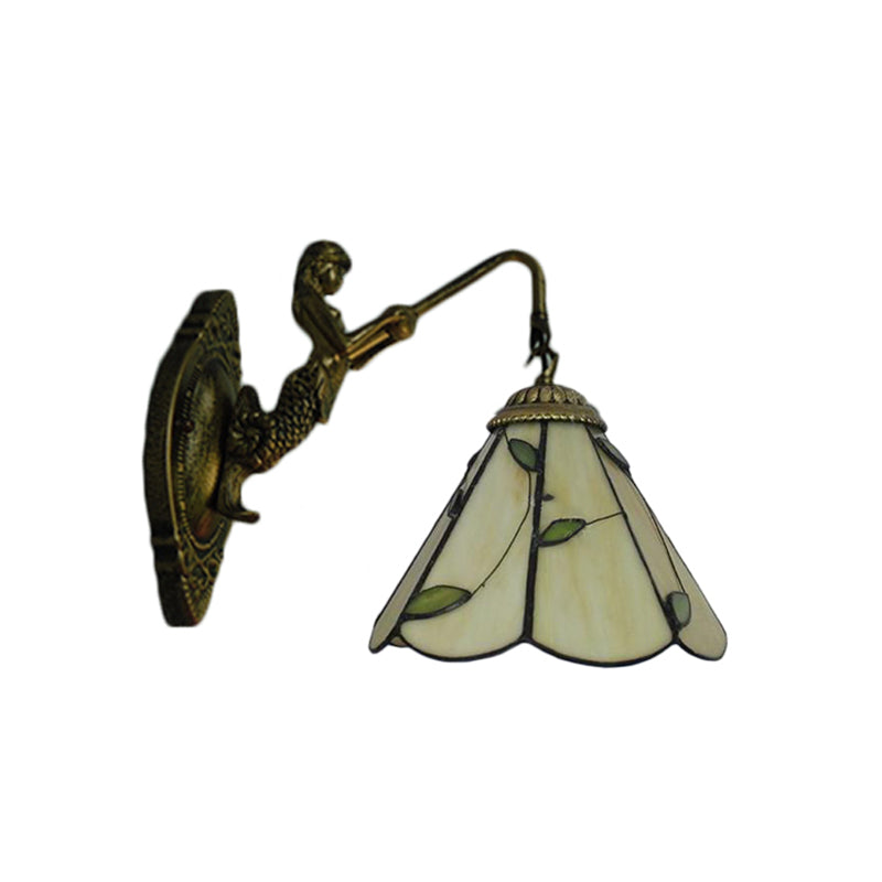 Green Glass Lily Wall Mount Light Tiffany 1 Head Antique Brass Sconce Light for Hallway Clearhalo 'Industrial' 'Middle century wall lights' 'Tiffany wall lights' 'Tiffany' 'Wall Lamps & Sconces' 'Wall Lights' Lighting' 185411