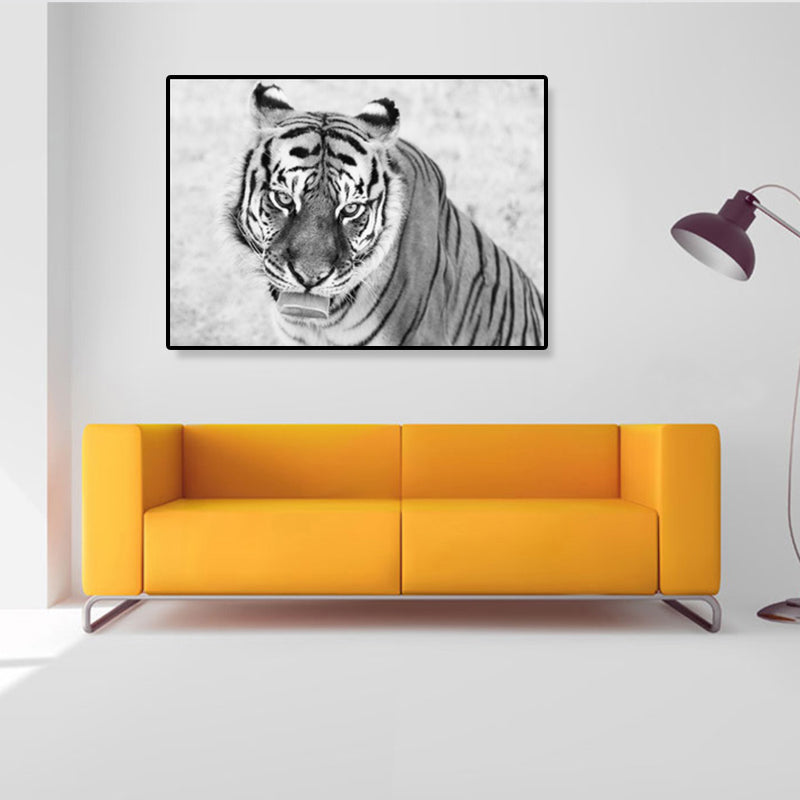 Modern Savanna Big Animal Canvas Dark Color Animal Patterned Wall Art for Living Room Clearhalo 'Art Gallery' 'Canvas Art' 'Contemporary Art Gallery' 'Modern' Arts' 1858737