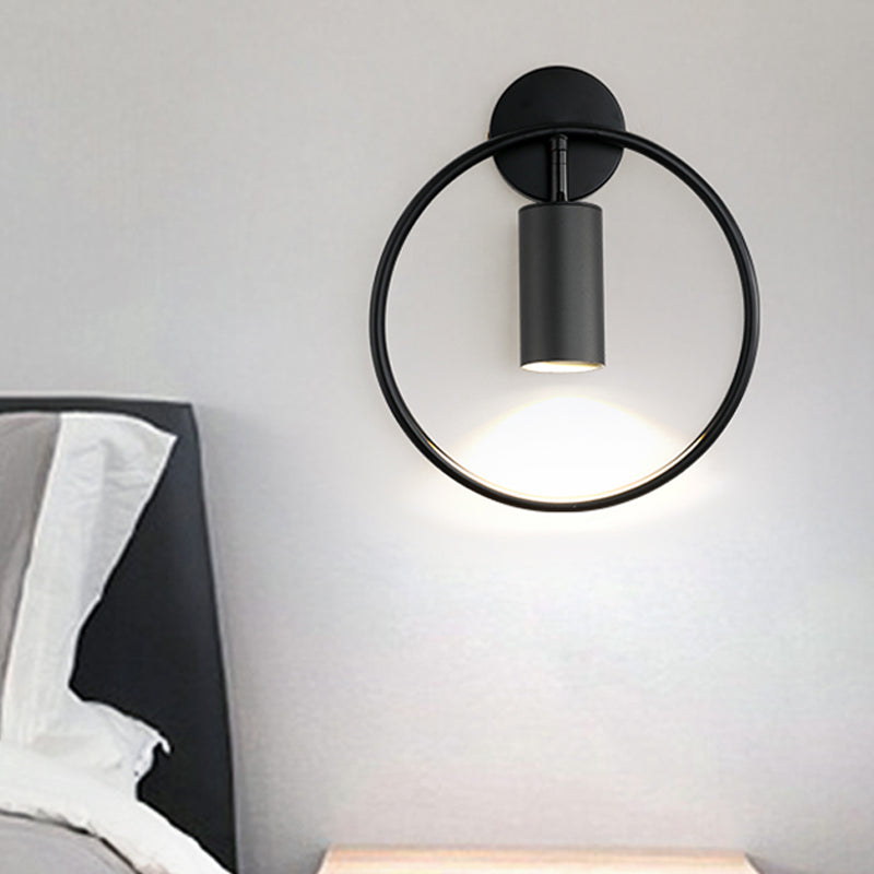 Metallic Ring Sconce Light Fixture Modernism Single Bulb Black/Brass Wall Mounted Lighting Black Clearhalo 'Cast Iron' 'Glass' 'Industrial' 'Modern wall lights' 'Modern' 'Tiffany' 'Traditional wall lights' 'Wall Lamps & Sconces' 'Wall Lights' Lighting' 1865557
