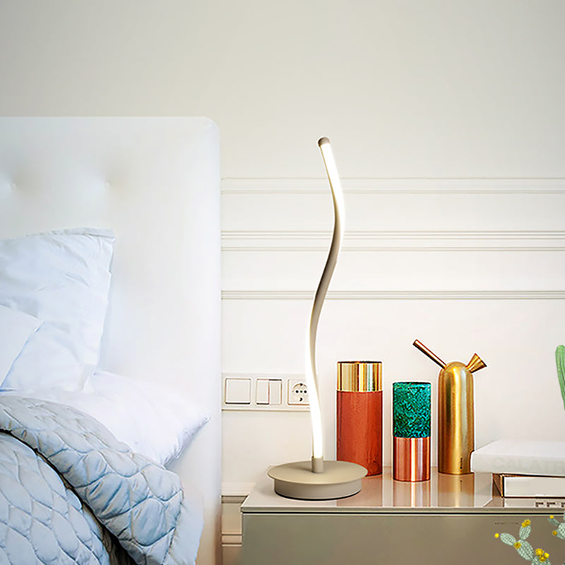 Metal Ribbon-Like Night Light Simplicity Black/White LED Task Lighting with Round Pedestal Clearhalo 'Lamps' 'Table Lamps' Lighting' 1866742