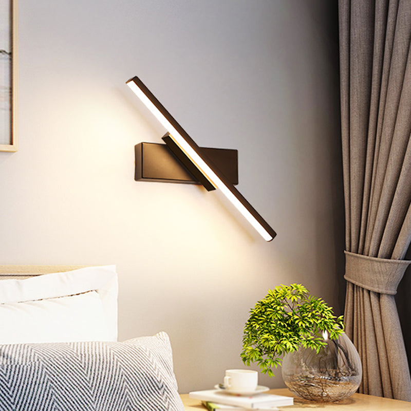 Linear Vanity Wall Sconce Contemporary Metallic Black/White LED Wall Light Fixture in Warm/White Light Clearhalo 'Cast Iron' 'Glass' 'Industrial' 'Modern wall lights' 'Modern' 'Tiffany' 'Traditional wall lights' 'Vanity Lights' 'Wall Lights' Lighting' 1867178