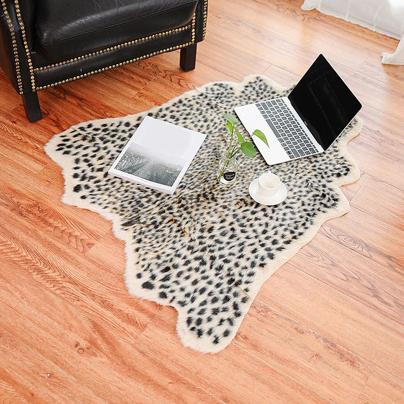 Black Bedroom Rug Modern Leopard Pattern Rug Polyester Anti-Slip Backing Washable Area Rug Clearhalo 'Area Rug' 'Casual' 'Rugs' Rug' 1868854