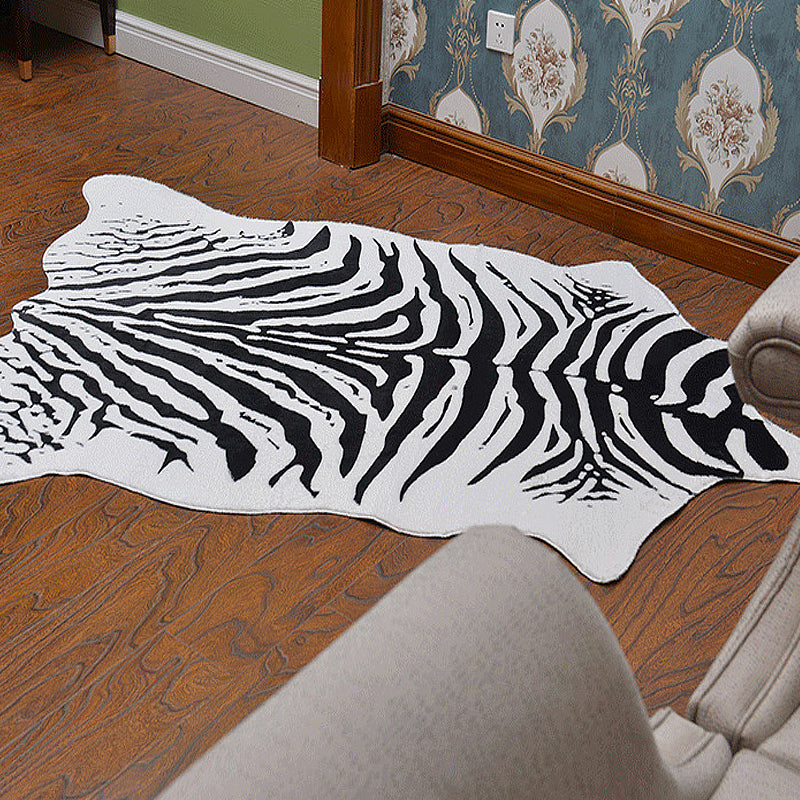Black Bedroom Rug Modern Zebra Striped Pattern Rug Polyester Pet Friendly Washable Area Rug Clearhalo 'Area Rug' 'Casual' 'Rugs' Rug' 1869113