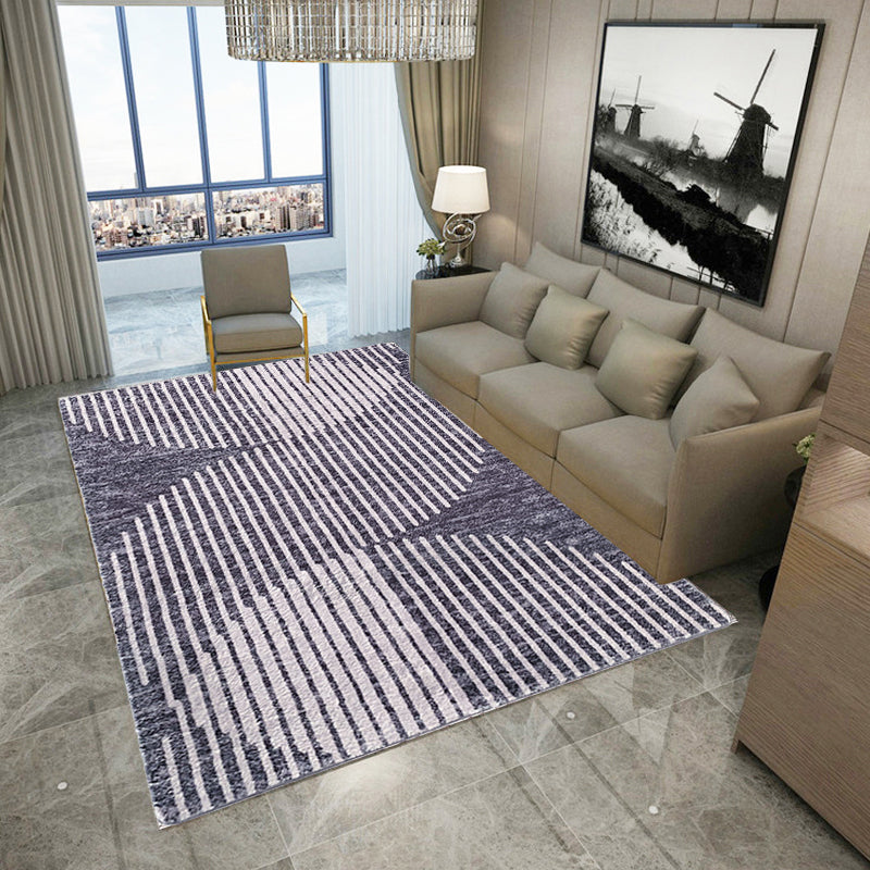 Black Stripe Pattern Area Rug Polyester Modernist Rug Washable Anti-Slip Backing Rug for Decoration Black 3'11" x 5'11" Clearhalo 'Area Rug' 'Modern' 'Rugs' Rug' 1870501