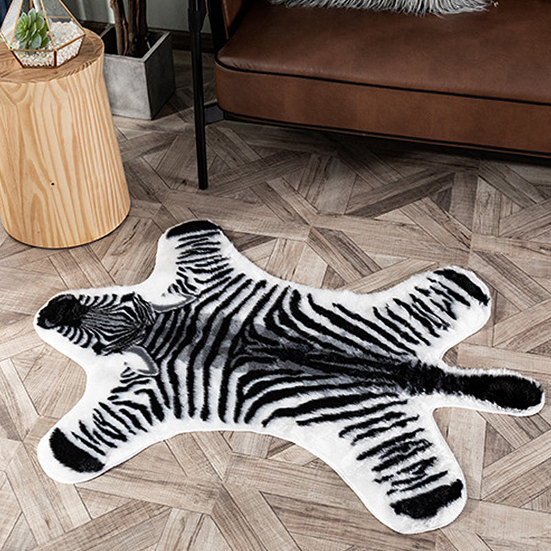 Black Zebra Striped Pattern Rug Polypropylene Modern Rug Washable Non-Slip Pet Friendly Carpet for Living Room Clearhalo 'Area Rug' 'Casual' 'Rugs' Rug' 1870862