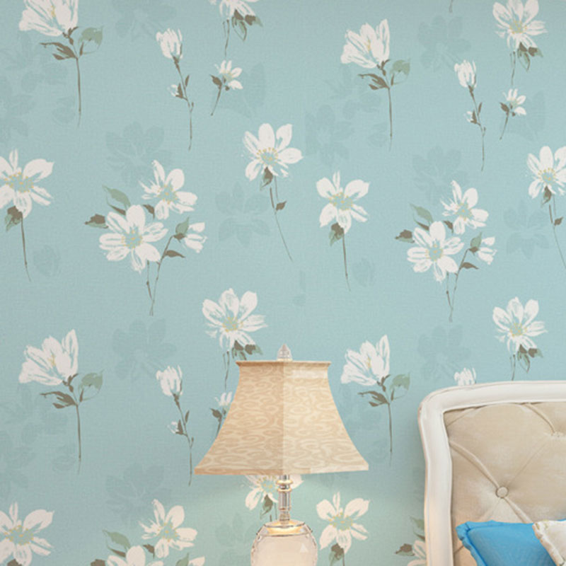 20.5" x 33' Magnolia Wallpaper Roll for Wedding Room Flower Wall Art in Natural Color, Stain-Resistant Light Blue Clearhalo 'Country wall decor' 'Rustic' 'Wallpaper' Wall Decor' 1883319