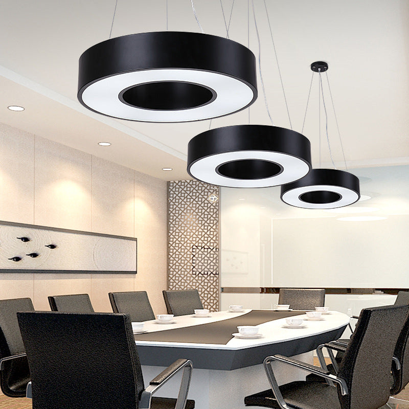 23.5" W Simplicity Circular Hanging Lamp Iron LED Office Suspended Lighting Fixture in Black Clearhalo 'Ceiling Lights' 'Modern Pendants' 'Modern' 'Pendant Lights' 'Pendants' Lighting' 1904286