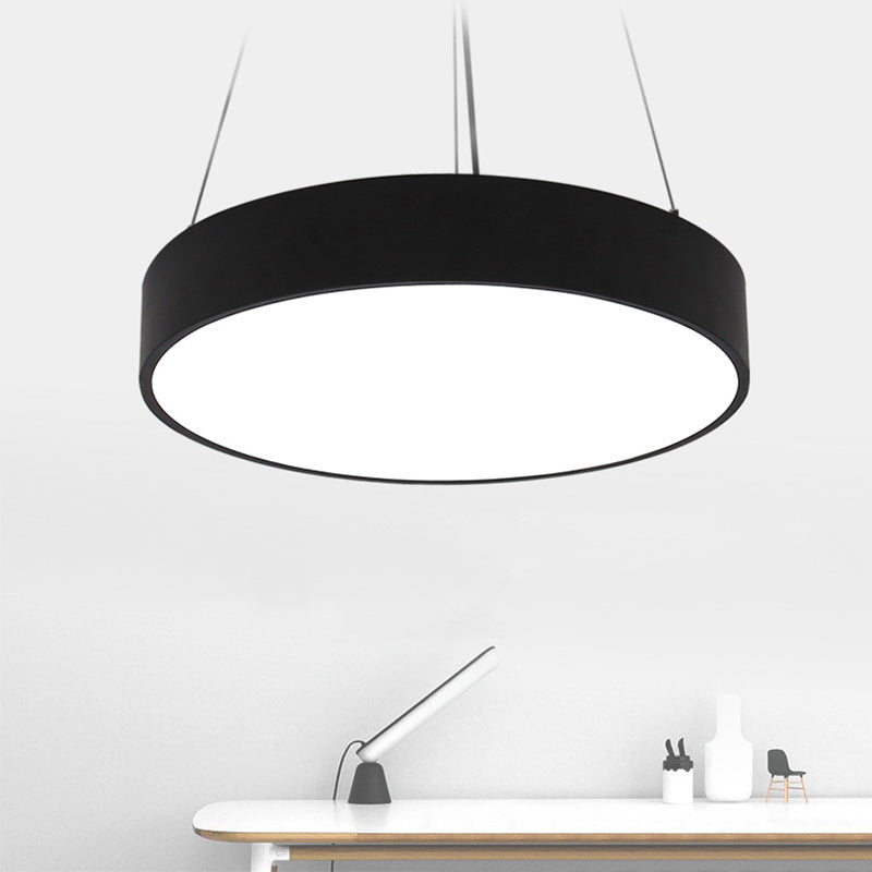 Round Plate Hanging Lamp Kit Nordic Iron Black LED Pendant Light Fixture in Warm/White Light, 16"/31.5"/39" Width Clearhalo 'Ceiling Lights' 'Modern Pendants' 'Modern' 'Pendant Lights' 'Pendants' Lighting' 1907113
