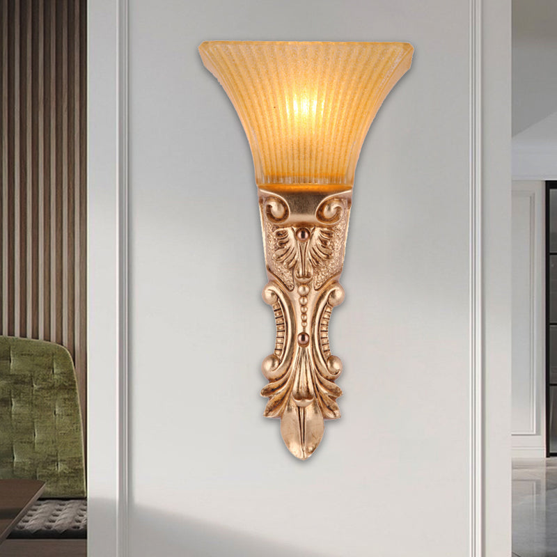 Single Head Wall Lighting Antiqued Trapezoid Amber Ribbed Glass Wall Sconce Light in Gold Clearhalo 'Wall Lamps & Sconces' 'Wall Lights' Lighting' 1907493