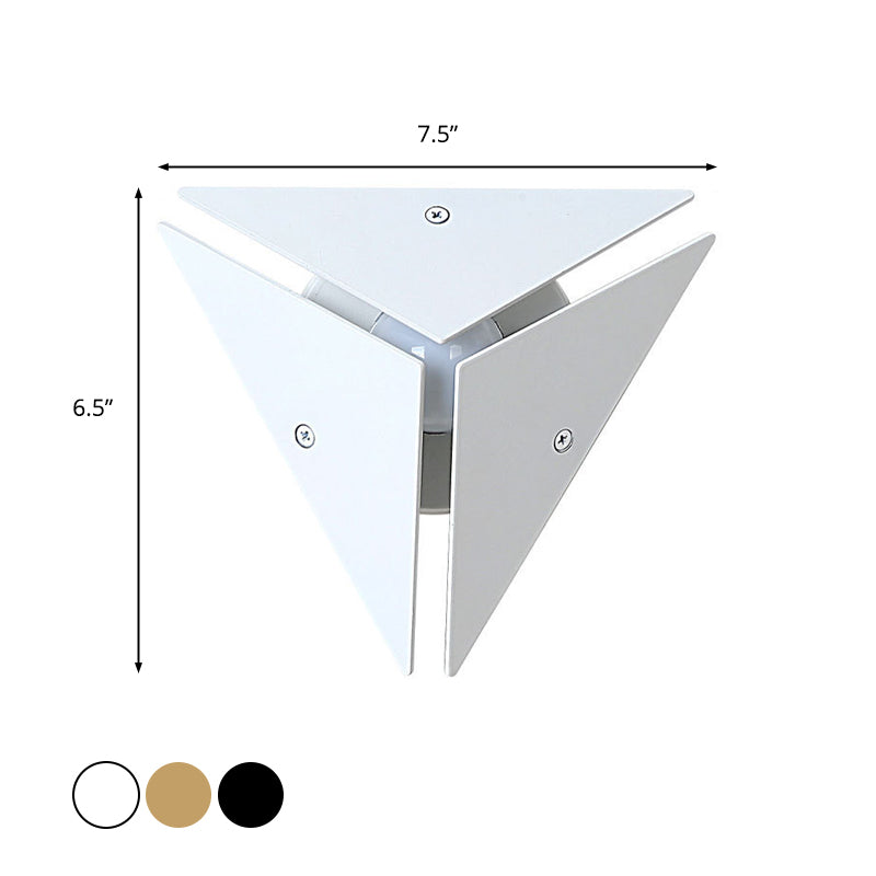 Simple Style Triangle Metal Wall Sconce Light Gold/Black/White LED Wall Light Fixture in Warm/White Light for Corridor Clearhalo 'Cast Iron' 'Glass' 'Industrial' 'Modern wall lights' 'Modern' 'Tiffany' 'Traditional wall lights' 'Wall Lamps & Sconces' 'Wall Lights' Lighting' 1910618