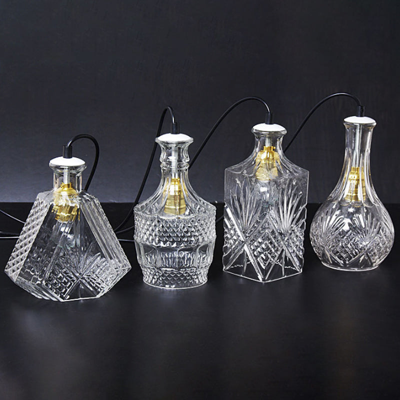 Clear Glass Wine Decanter Pendant Lamp Loft Single-Bulb Kitchen Bar Hanging Light Fixture in Black Clearhalo 'Ceiling Lights' 'Glass shade' 'Glass' 'Industrial Pendants' 'Industrial' 'Middle Century Pendants' 'Pendant Lights' 'Pendants' 'Tiffany' Lighting' 1918739