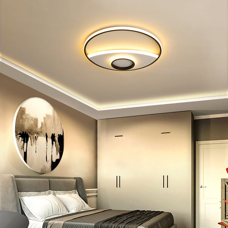 Silver Circle Ceiling Fixture Modern Acrylic 16"/19.5"/23.5" Flushmount Lights in Warm/White Clearhalo 'Ceiling Lights' 'Close To Ceiling Lights' 'Close to ceiling' 'Flush mount' Lighting' 1922633