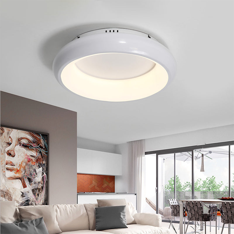 19.5"/25.5" W Donut Flush Mount Lighting Macaron Metal and Acrylic Integrated Led Flush Lamp in Black/Green/Gold/White White Clearhalo 'Ceiling Lights' 'Close To Ceiling Lights' 'Close to ceiling' 'Flush mount' Lighting' 1922669