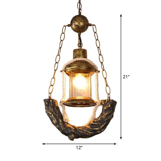 Antique Brass Lantern Ceiling Light Coastal Clear Glass 1 Light Dining Room Pendant Lighting Fixture with Chain Clearhalo 'Art Deco Pendants' 'Cast Iron' 'Ceiling Lights' 'Ceramic' 'Crystal' 'Industrial Pendants' 'Industrial' 'Metal' 'Middle Century Pendants' 'Pendant Lights' 'Pendants' 'Tiffany' Lighting' 1928451