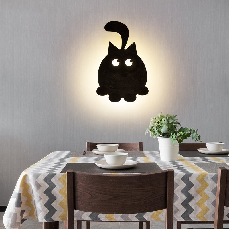 Circular Kitten Sconce Light Animal Wooden LED Wall Lighting for Boys Girls Bedroom Black Clearhalo 'Wall Lamps & Sconces' 'Wall Lights' Lighting' 193007