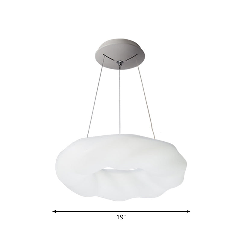 Modernist Cloud Shaped Chandelier Acrylic LED Living Room Hanging Light Kit in White Clearhalo 'Ceiling Lights' 'Chandeliers' 'Modern Chandeliers' 'Modern' Lighting' 1936515