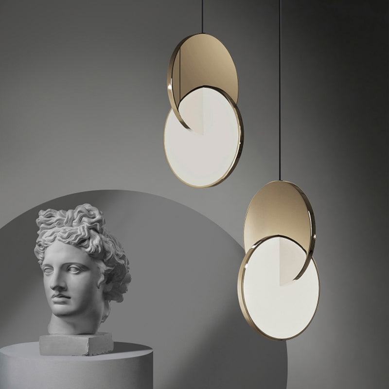Novelty Minimalist LED Pendulum Light Chrome/Gold Interlocked Disc Ceiling Pendant Lamp with Acrylic Shade, 7"/10" W Gold Clearhalo 'Ceiling Lights' 'Modern Pendants' 'Modern' 'Pendant Lights' 'Pendants' Lighting' 1937611